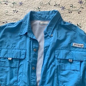 Mens Columbia shirt